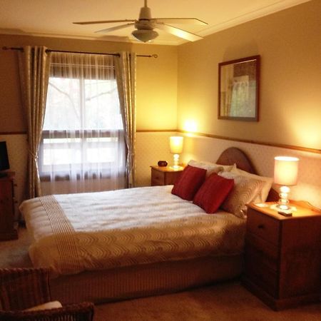 Southern Vales Bed & Breakfast Mclaren Vale Exterior photo